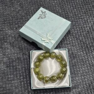 Chunky Green Grapestone Colour Stretchy Costume Bracelet